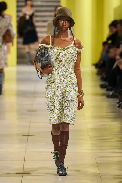 Look 40